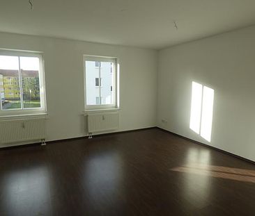 Gemütliche 3-Zimmer-Wohnung mit großem Balkon in Neue Neustadt! - Foto 4