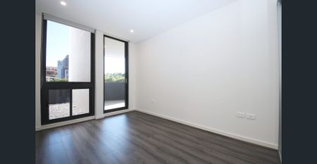 Nearly new Modern Luxurious Two Bedrooms Apartment - Photo 2