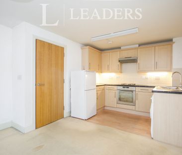 1 bedroom apartment to rent Woking Town centre - Photo 2