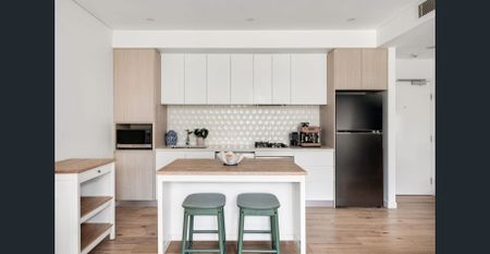 Stylish One-Bedroom Apartment in Lewisham - Photo 3