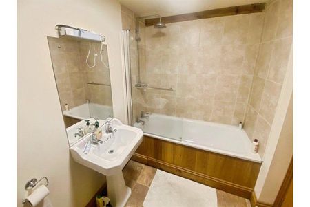 23 The Angel, Broad Street, Ludlow - Photo 4