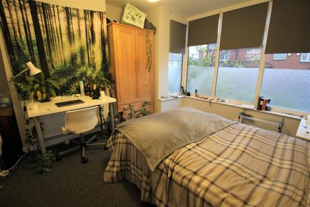 Mayville Avenue, Hyde Park, LS6 1NQ, Leeds - Photo 3