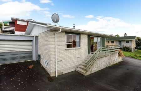 32A Hazelwood Avenue, Dinsdale — - Photo 3