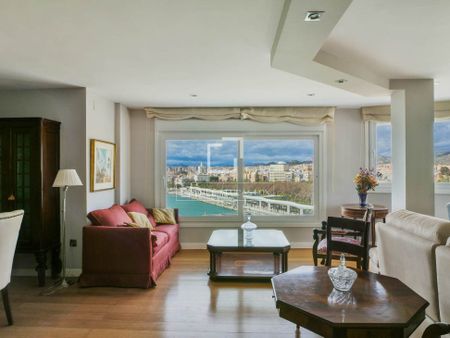 Málaga, Andalusia 29016 - Photo 3