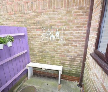 1 bedroom terraced house to rent - Photo 4