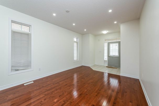 For Lease - 180 Pelee Avenue, Vaughan, Ontario - Photo 1