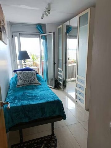 Carrer de la Mar Jònica, Badalona, Catalonia 08918 - Photo 4