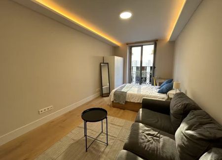 Calle de Colmenares, Madrid, Community of Madrid 28004 - Foto 2