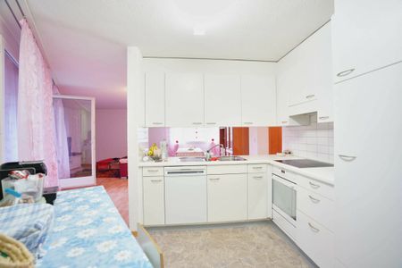 Zentrale und helle 3½-Zimmerwohnung sucht neue Mieter - Photo 3