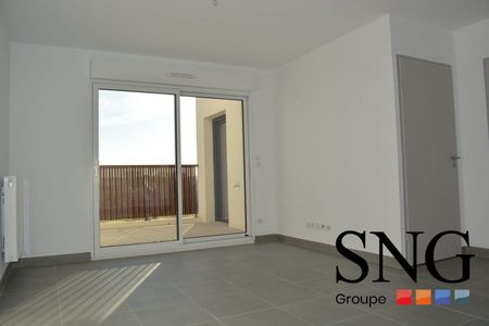 T2 AVEC BALCON ET PARKING - Photo 2