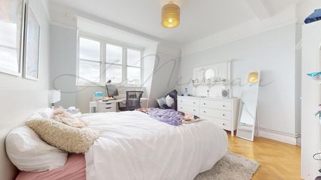 Tottenham Court Road, Fitzrovia, W1T - Photo 4