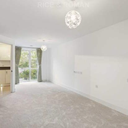 1 bedroom property to rent in Guildford - Photo 1