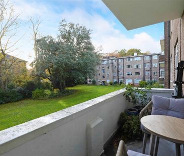 3 bedroom flat to rent - Photo 2