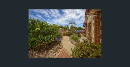Truly Delightful Family Property Ready To Call Home - Photo 5