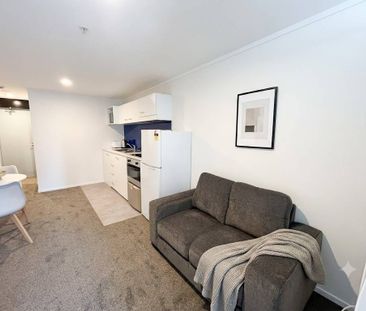 Waldorf Apartments, 9B/8 Bankside Street - Photo 1