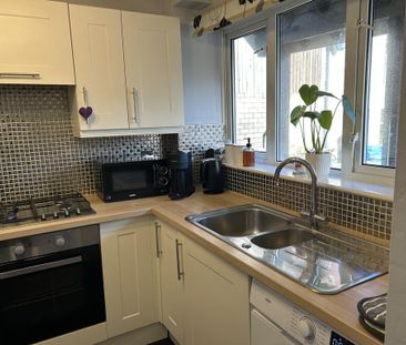 2 bedroom property to rent - Photo 6