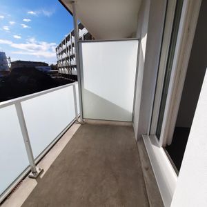 Location Appartement 1 pièce 18m² NIMES 30000 - Photo 2