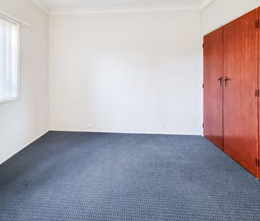 Spacious Brick Family Home with Renovated Kitchen & Entertainer's R... - Photo 3