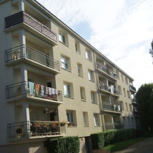 ST SAUVEUR - APPT T5 AVEC BALCON - Photo 2