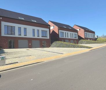 Huis te huur in Strépy-Bracquegnies voor € 1.250 met 3 slaapkamers - Foto 3