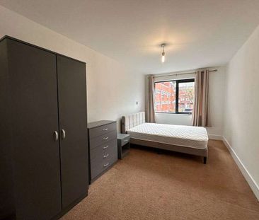 One bedroom located in Regal Court close to Fiveway's Station and B... - Photo 6