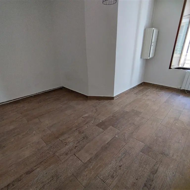 Location appartement 3 pièces - 64m² à Apt (84400) - Photo 1