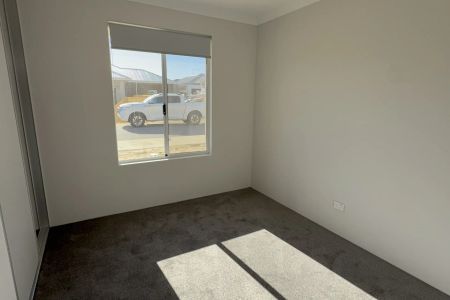 Brand New Low-Maintenance 4x2 - The Perfect Lock & Leave Lifestyle - Photo 5