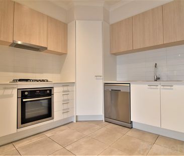 Spacious and Full Of Natural Light - Photo 6