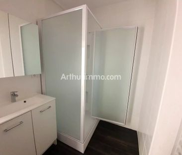 Location Appartement 3 pièces 48 m2 à Lons-le-Saunier - Photo 4