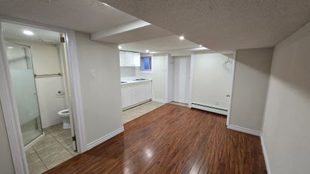 For Lease - 3661 Lakeshore Boulevard Unit# Lower #3, Toronto, Ontario - Photo 2