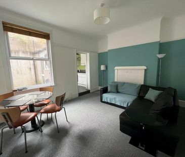 Alexandra Road, Mutley - Photo 1