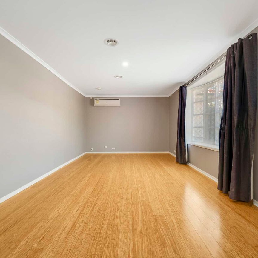 Spacious, Renovated & Full of Sunlight – A Home That Ticks Every Box! - Photo 1