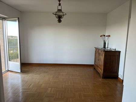 Location Appartement 3 pièces 69m² - Photo 2