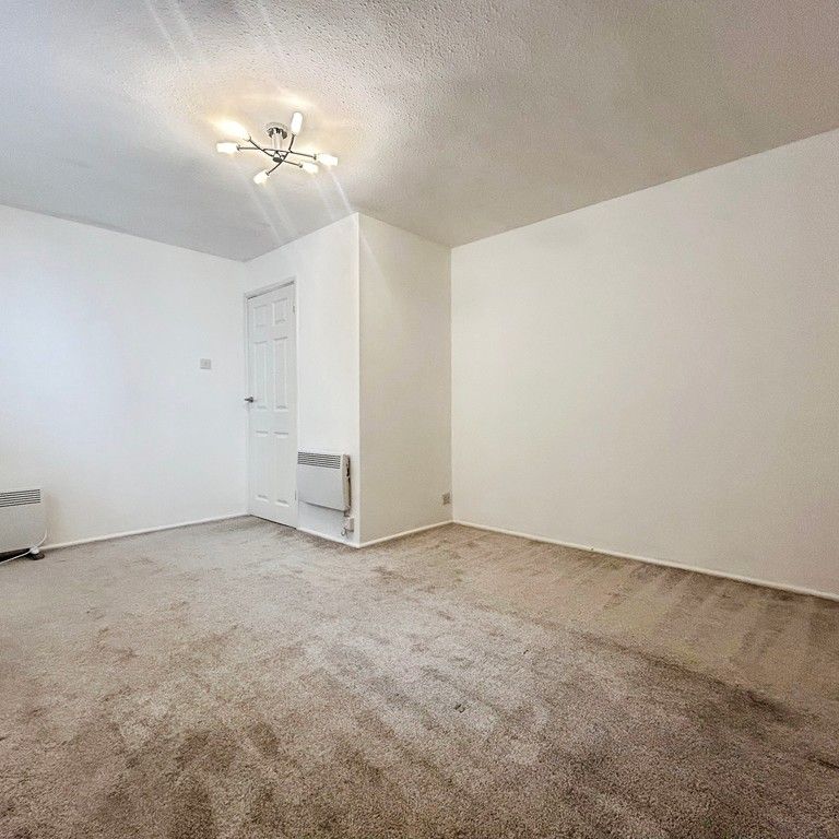 Braidley Road, Bournemouth - Photo 1