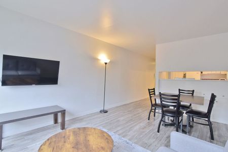 1540 Haro Street apartment — Vancouver, BC (1-Bedroom) - 1 Bedroom - Photo 3