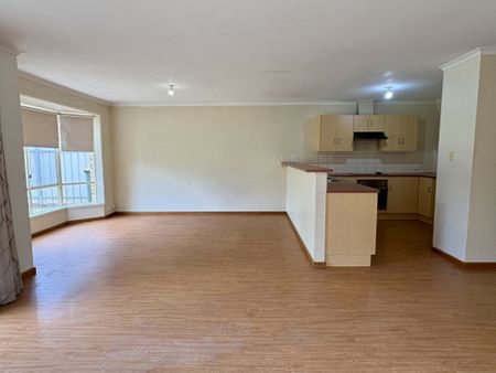 58C Reid Avenue, Tranmere SA, Belconnen - Photo 5