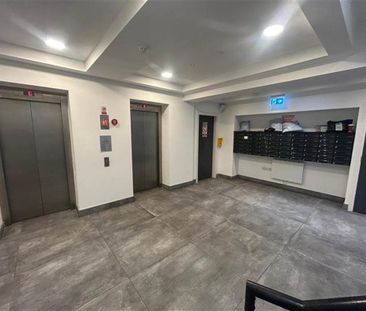 Apt 6 The Gallery, 71 Dublin Road, Belfast, BT2 7HG - Photo 2