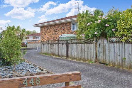 Beautiful Onehunga, 2 Bedrooms - Photo 2