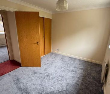 4 bedroom detached house to rent - Photo 4