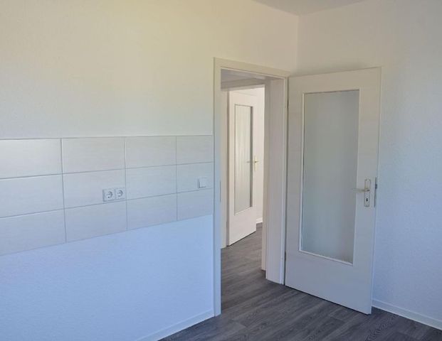 Moderne 2 Raumwohnung mit Balkon - Photo 1