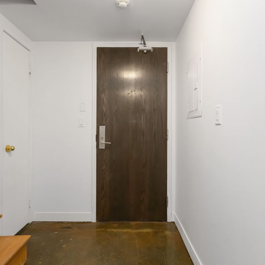 For Lease - 201 Carlaw Avenue Unit# 255, Toronto, Ontario - Photo 1
