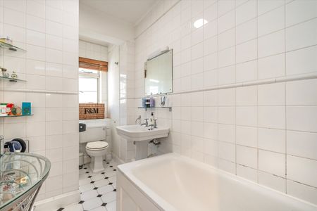 Sloane Avenue, SW3, London - Photo 3