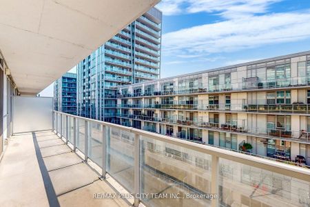 Riverside Square Lofts 15-45 , #915 - Photo 2