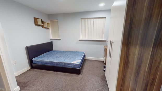 128 Heeley Road Birmingham - Photo 1
