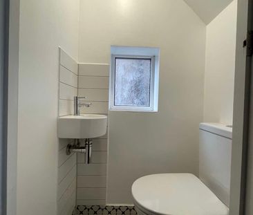 Newly Decorated Double Room in Hounslow Room A - Photo 6