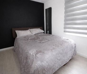 2 bedroom semi-detached house to rent - Photo 4