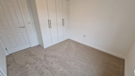 3 bedroom detached house to rent - Photo 2