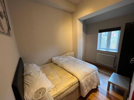 3 bedroom flat to rent - Photo 2