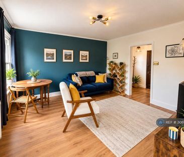 1 bedroom flat to rent - Photo 1