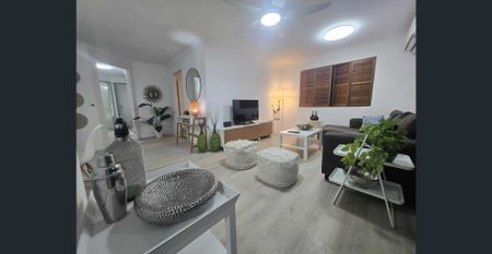 Renovated, Air Conditioned +Furnished - 550m to UQ - Photo 3